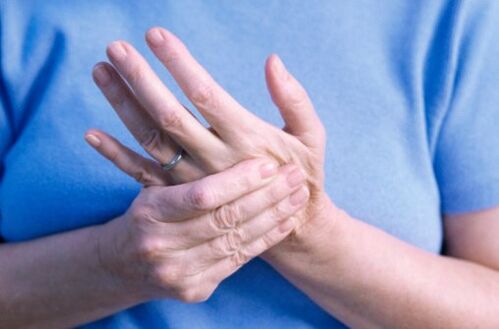 Pijn in de gewrichten van handen en vingers - een teken van verschillende ziekten